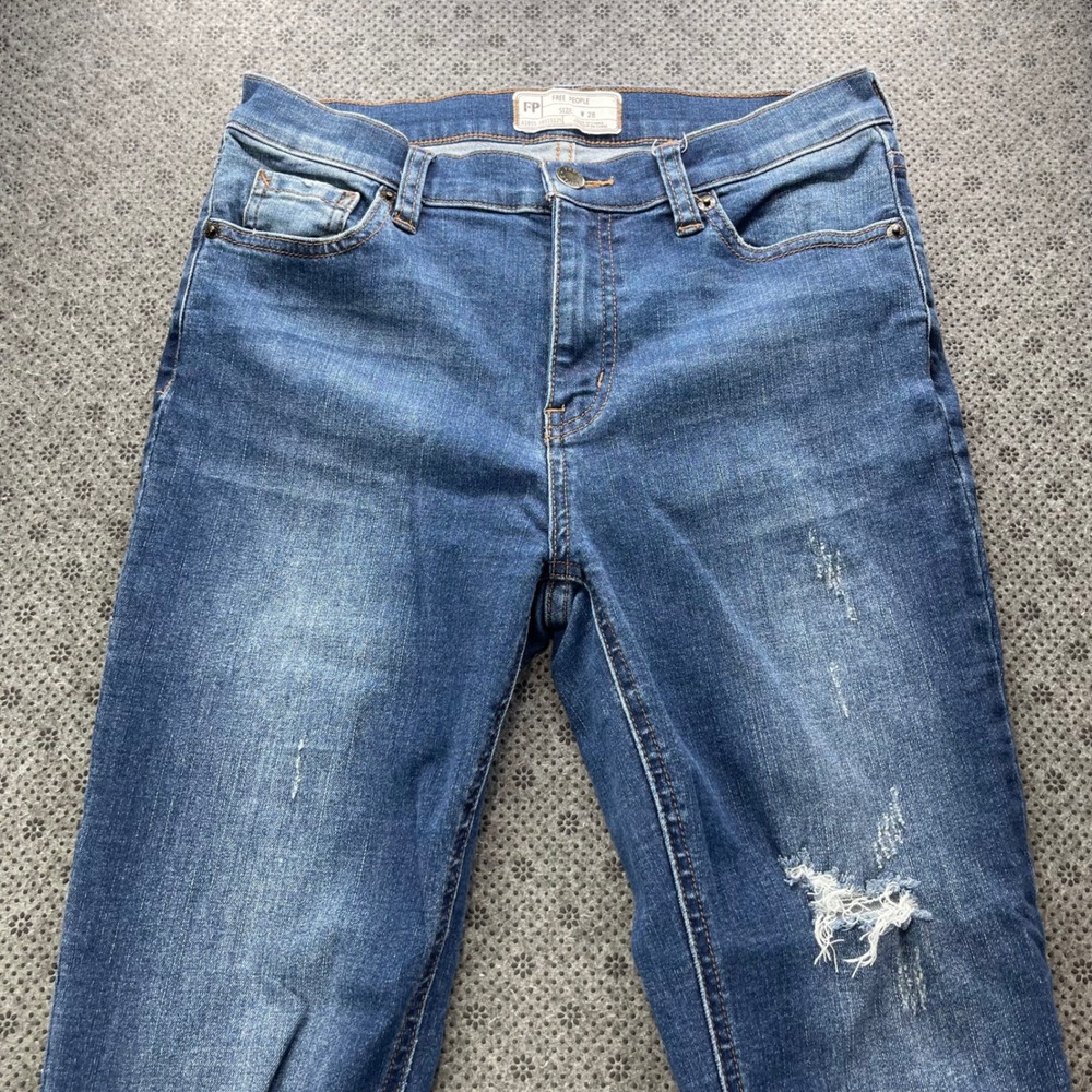 Free People Distressed Fringe Hem Skinny Jeans Medium Wash Blue W28 L24 - Picture 5 of 11